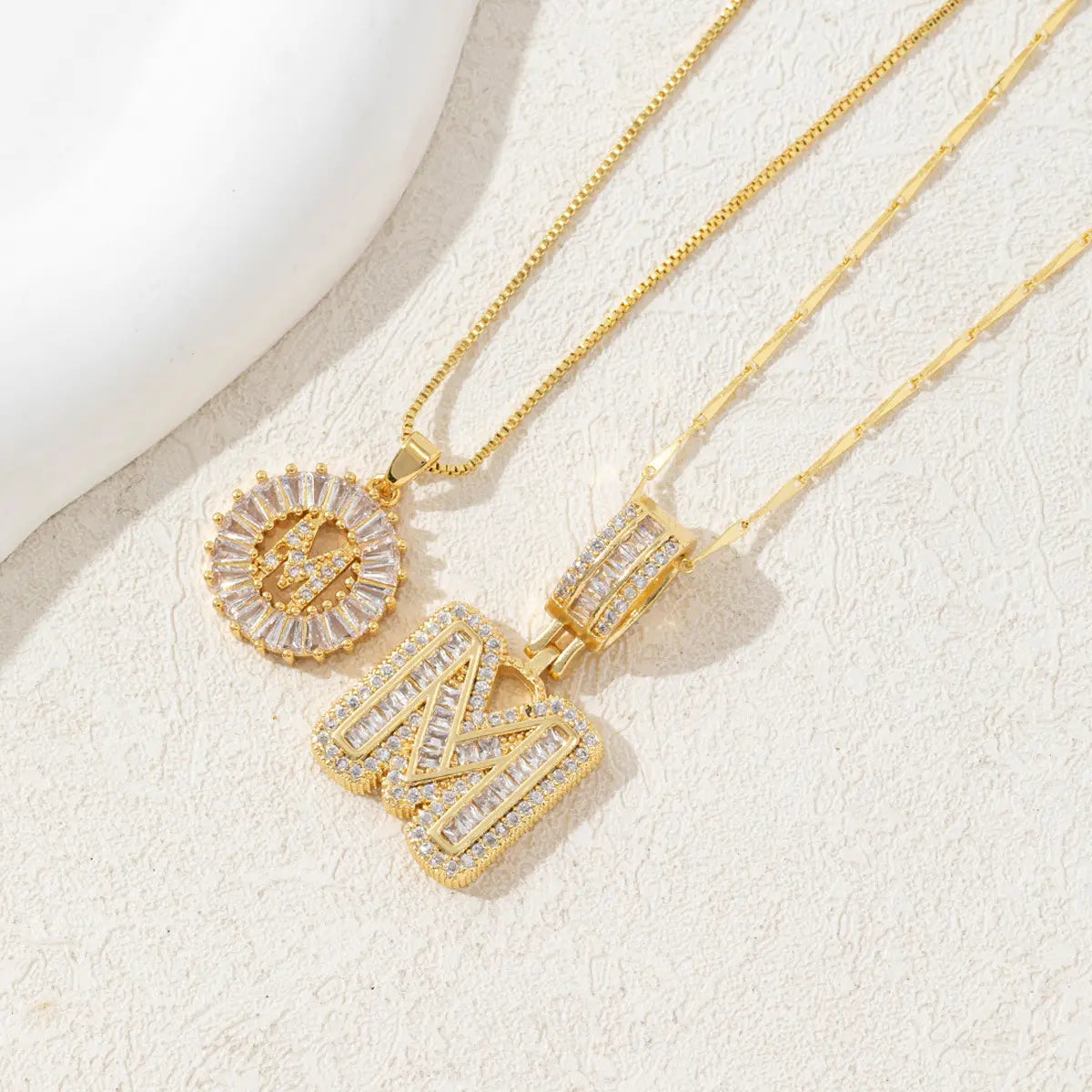 MINDEKA 2 Pack Initial Necklaces Letter Pendant Necklaces 14K Gold Plated Alphabet Necklaces with Adjustable 17''-19'' Chain for Women Mother’S Day Gift