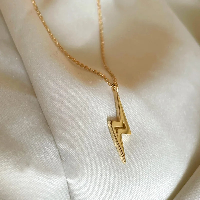 925 Sterling Silver Shiny Zircon Lightning Pendant Necklace for Women Korea 14K Gold Plated Temperament Jewelry Gift