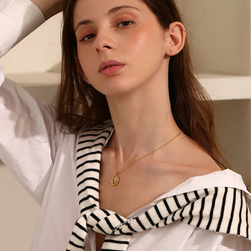 Natural Mother of Pearl Casting Moon Star Circle Coin Necklace for Woman 18K Gold Plated Stainless Steel Jewelry