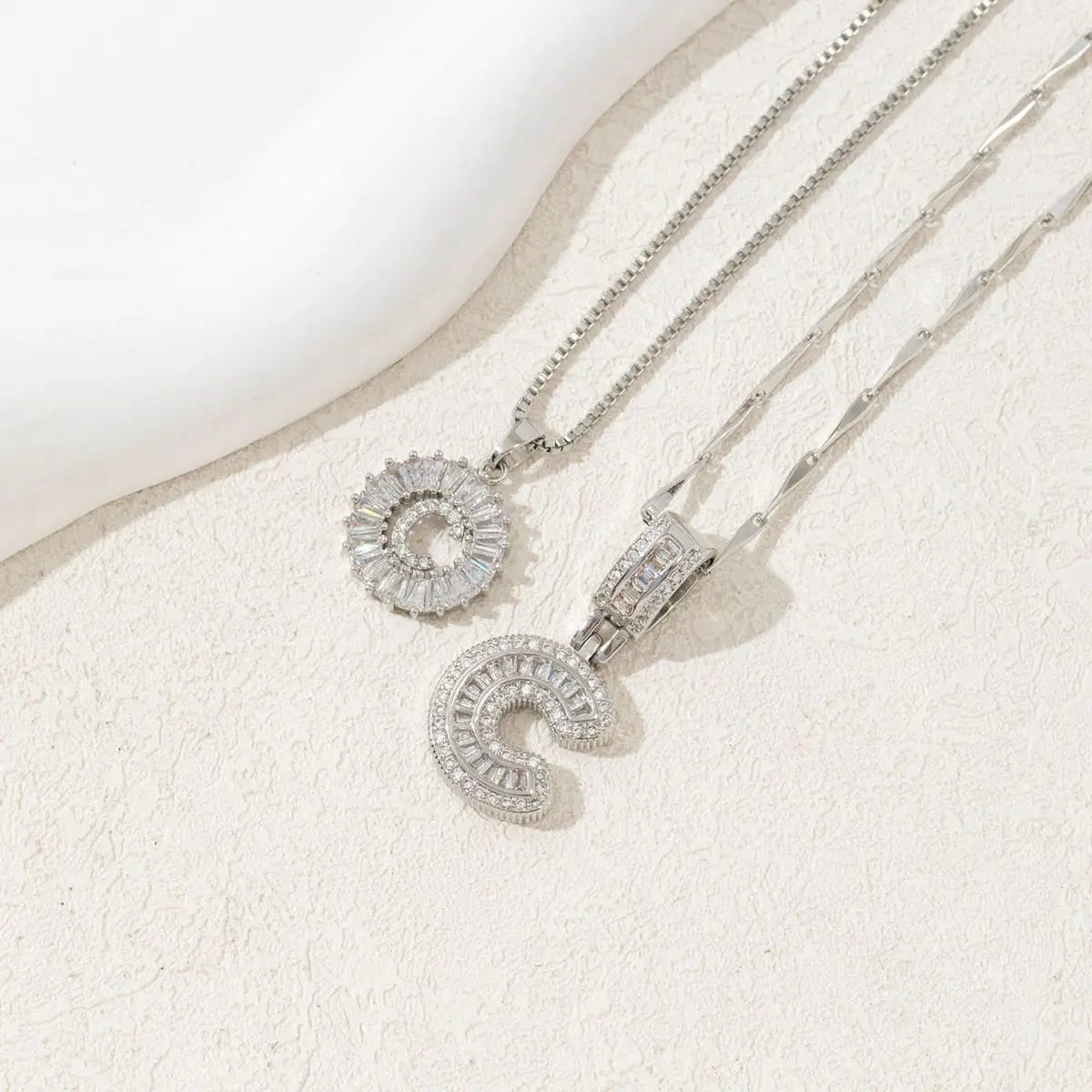MINDEKA 2 Pack Initial Necklaces Letter Pendant Necklaces 14K Gold Plated Alphabet Necklaces with Adjustable 17''-19'' Chain for Women Mother’S Day Gift