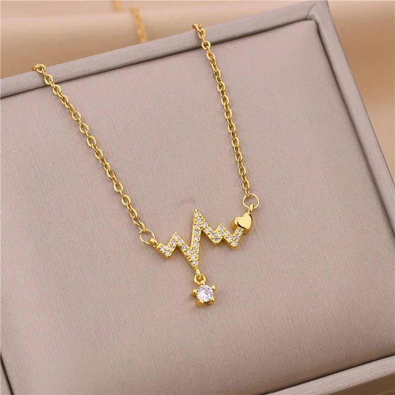 New in Light Luxury Zircon Crystal Stainless Steel Necklaces for Women Korean Fashion Sweet Sexy Female Clavicle Chain Jewelry