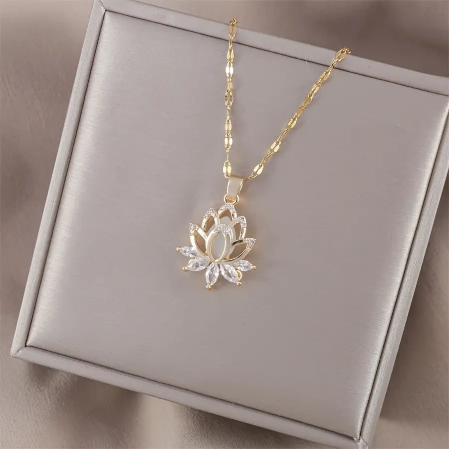 Women'S Gold Lotus Pendant Necklace, Cubic Zirconia Flower Charm Jewelry, Minimalist Dainty Accessories for Women, Spiritual Gift for Her, Daily Wear or Special Occasions, Gold Necklace Women,Summervibes
