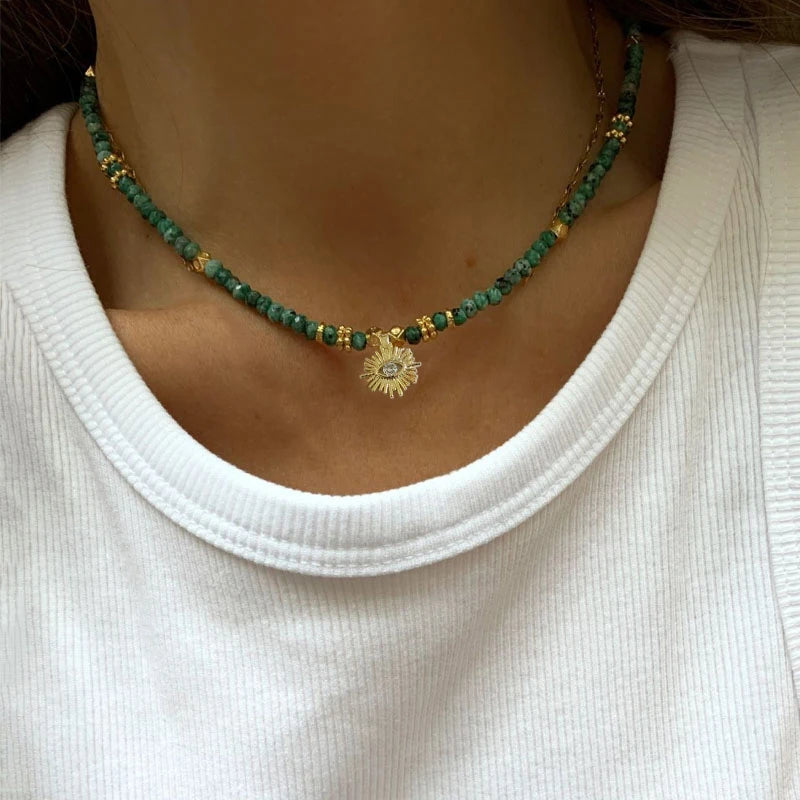 Creative Design Natural Stone Necklace Short Necklace Retro Ethnic Pink Green Black Red Natural Stone Pendant Women Jewelry
