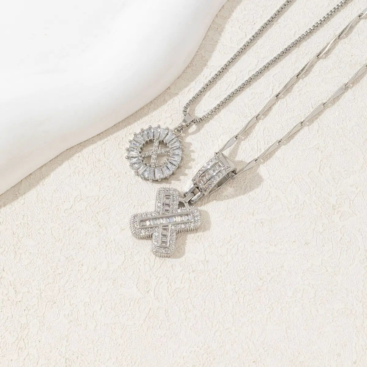MINDEKA 2 Pack Initial Necklaces Letter Pendant Necklaces 14K Gold Plated Alphabet Necklaces with Adjustable 17''-19'' Chain for Women Mother’S Day Gift