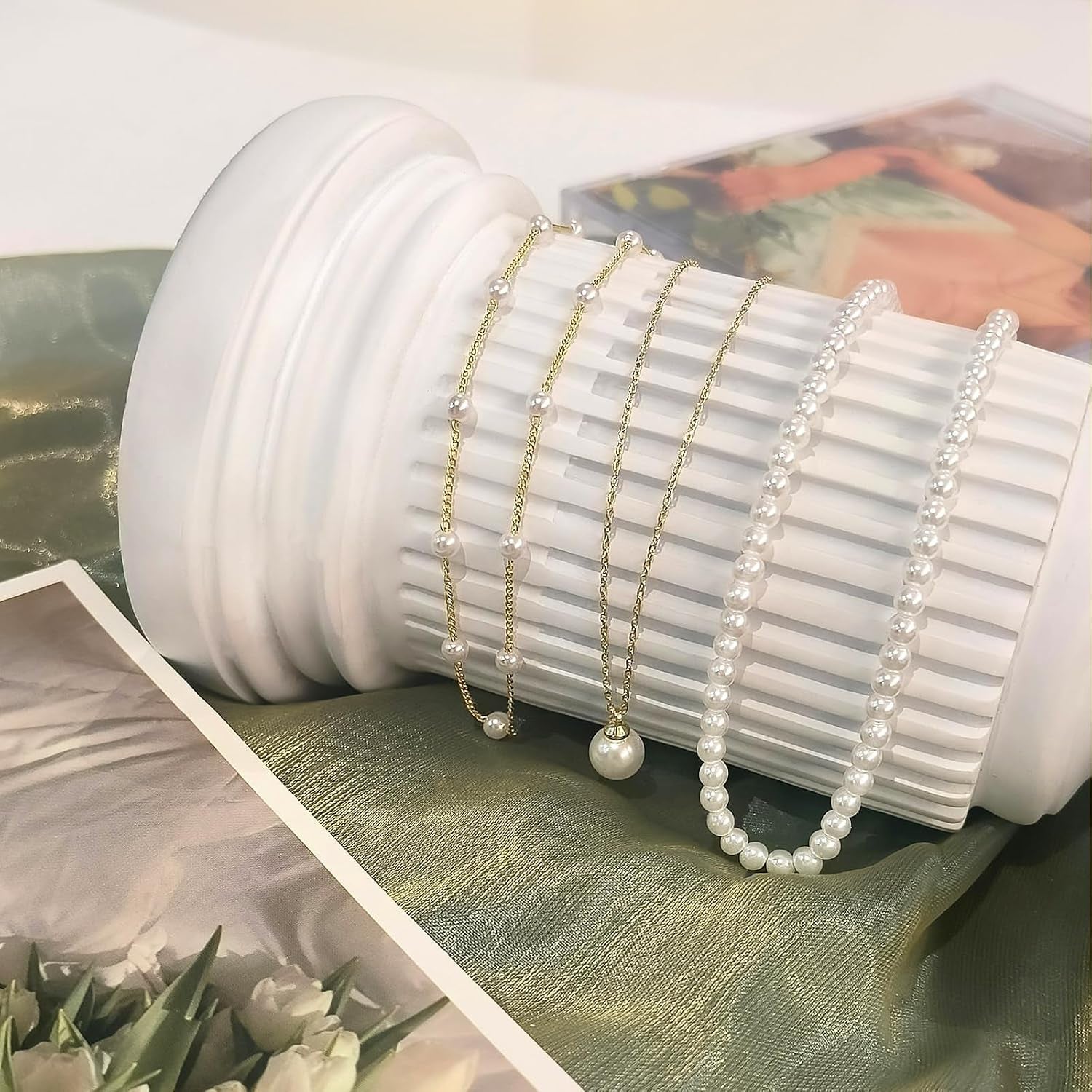 - Set Di Gioielli Con Collana Di Perle Placcata in Oro 14 Carati per Donna - Collana Multistrato Di Perle - Parure Di Gioielli Alla Moda in Oro per Matrimonio - Regalo per Donna