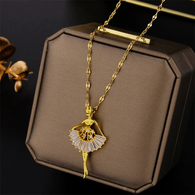 New in Light Luxury Zircon Crystal Stainless Steel Necklaces for Women Korean Fashion Sweet Sexy Female Clavicle Chain Jewelry