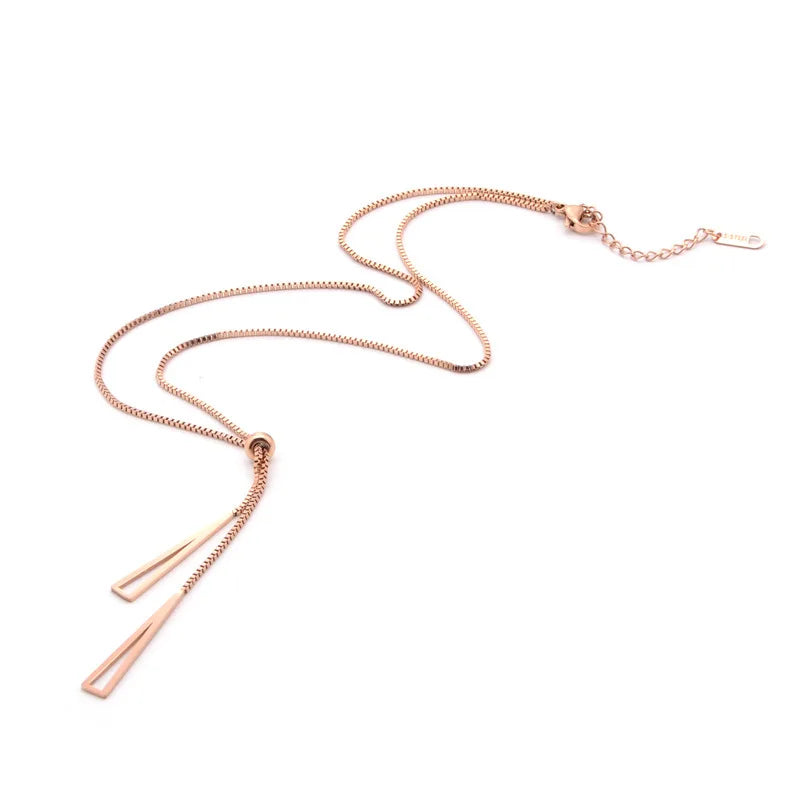 Adjustable Stainless Steel Neckalce Geometric Hollow Triangle Tassels Pendant Clavicle Necklace for Women Wedding Jewelry Gifts