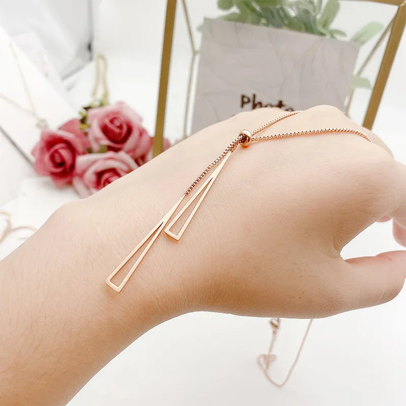 Adjustable Stainless Steel Neckalce Geometric Hollow Triangle Tassels Pendant Clavicle Necklace for Women Wedding Jewelry Gifts