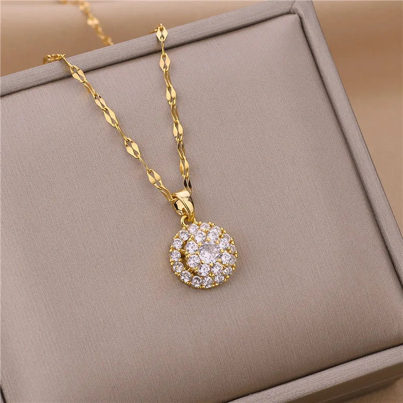 New in Light Luxury Zircon Crystal Stainless Steel Necklaces for Women Korean Fashion Sweet Sexy Female Clavicle Chain Jewelry