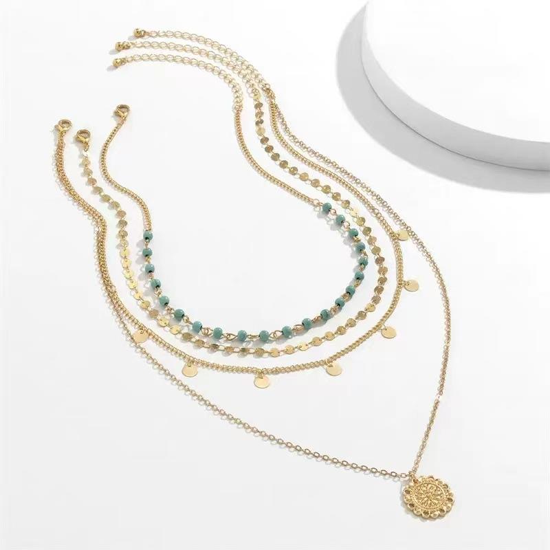 Collana Multistrato Turchese con Perline – Placcata Oro