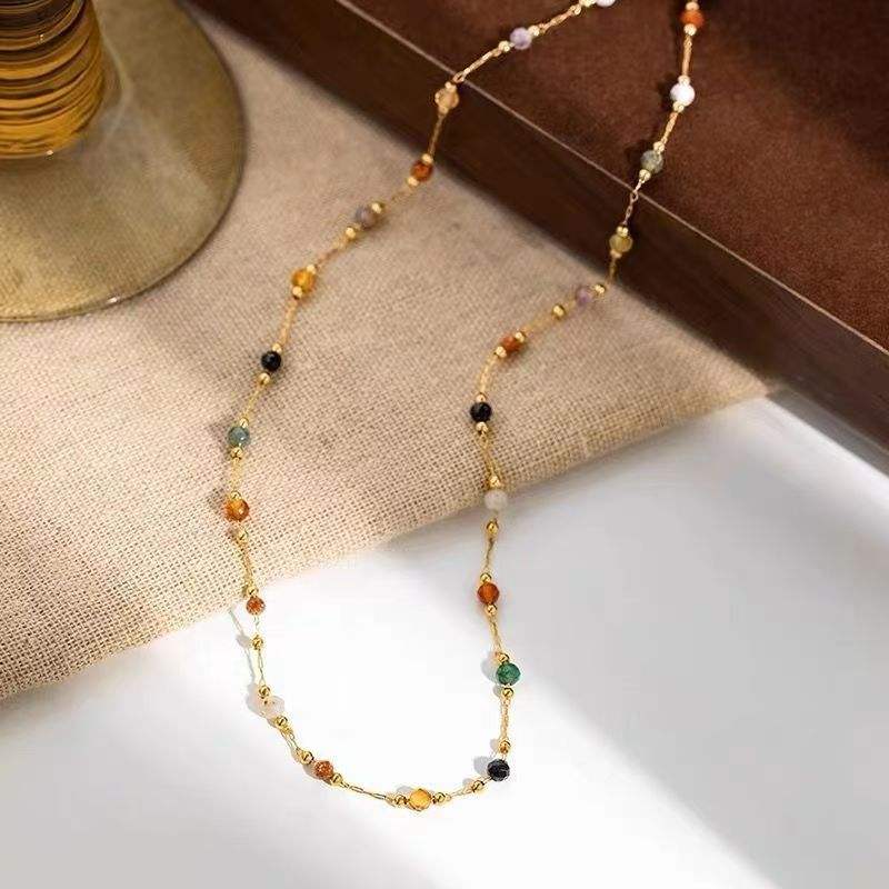 Collana di Perline Colorate con Cristalli e Strass – Placcata Oro