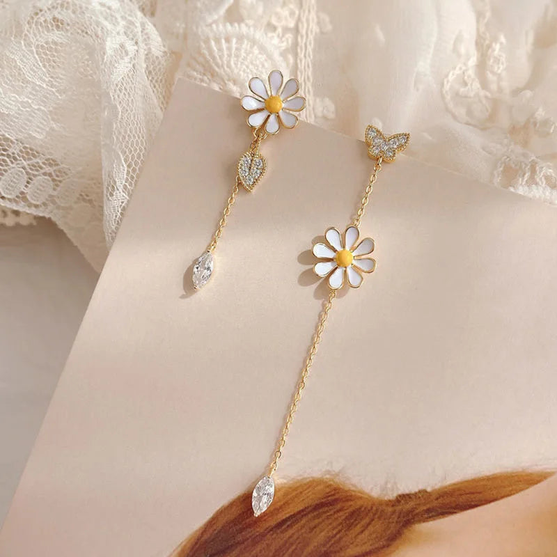 New Korean Style Long Daisy Flower Earrings for Women Asymmetrical Delicate Flower Style Earring Girls Sweet Jewelry Gift