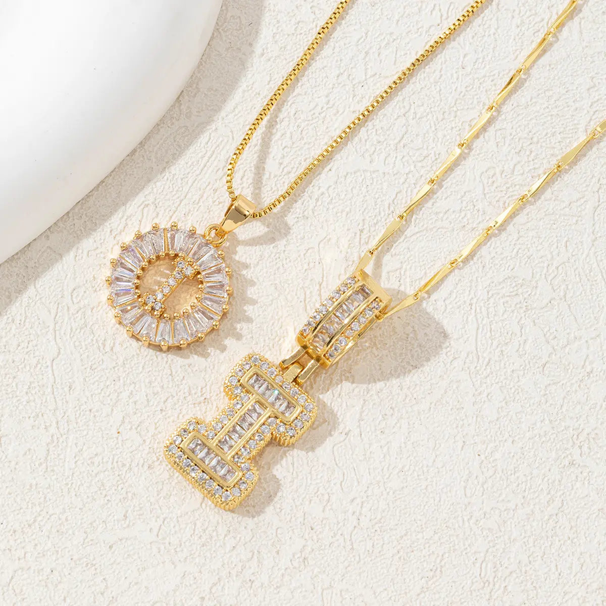 MINDEKA 2 Pack Initial Necklaces Letter Pendant Necklaces 14K Gold Plated Alphabet Necklaces with Adjustable 17''-19'' Chain for Women Mother’S Day Gift
