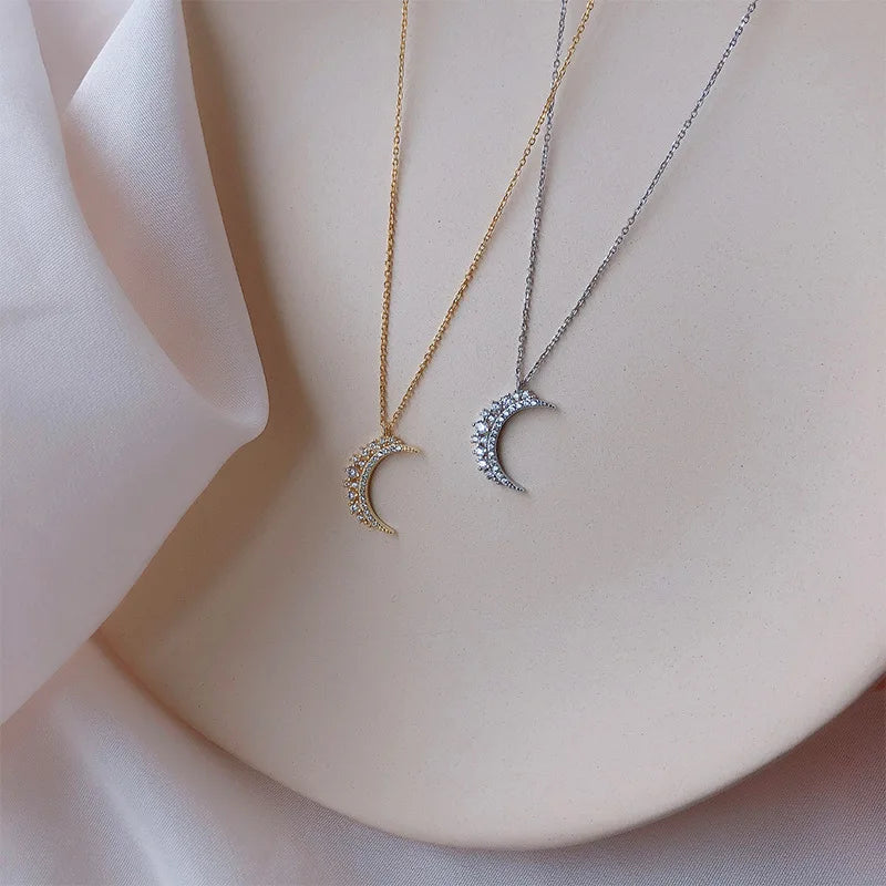 925 Sterling Silver Pavé Crystal Moon Pendant 14K Gold Plating Clavicle Chain Necklace Women Simple Temperament Wedding Jewelry