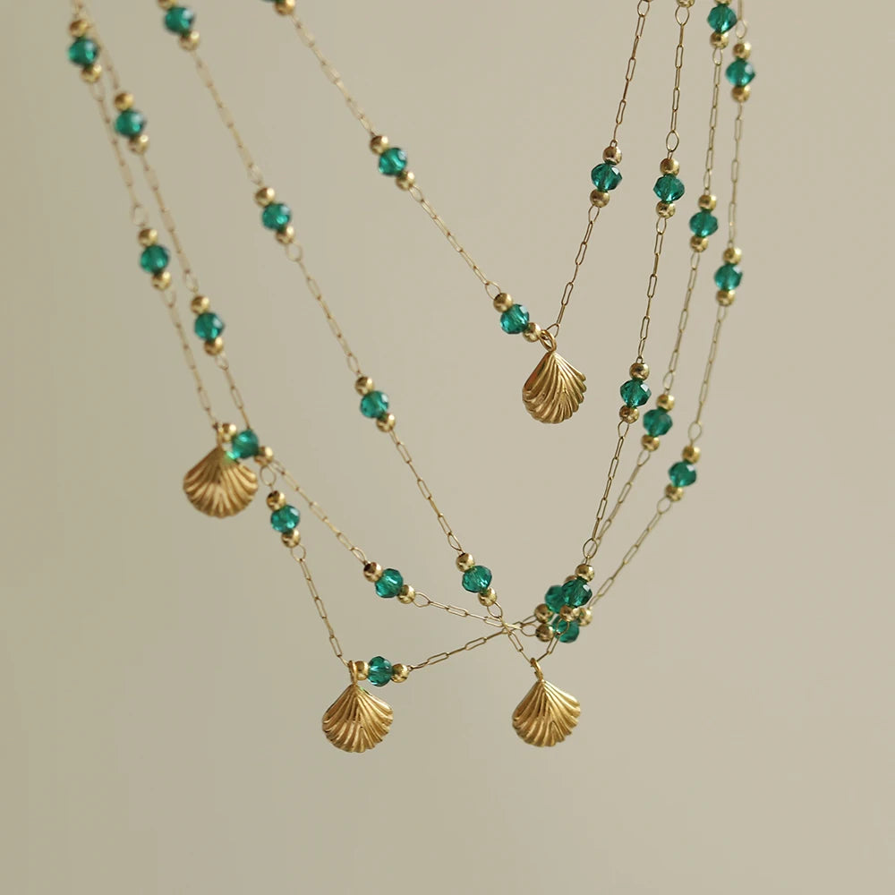 Stainless Steel Plated 18K Gold Handmade Chain Green Bead Shell Necklace Clavicle Chain for Women Classic Vintage Party Jewelry