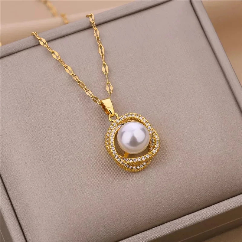 New in Light Luxury Zircon Crystal Stainless Steel Necklaces for Women Korean Fashion Sweet Sexy Female Clavicle Chain Jewelry