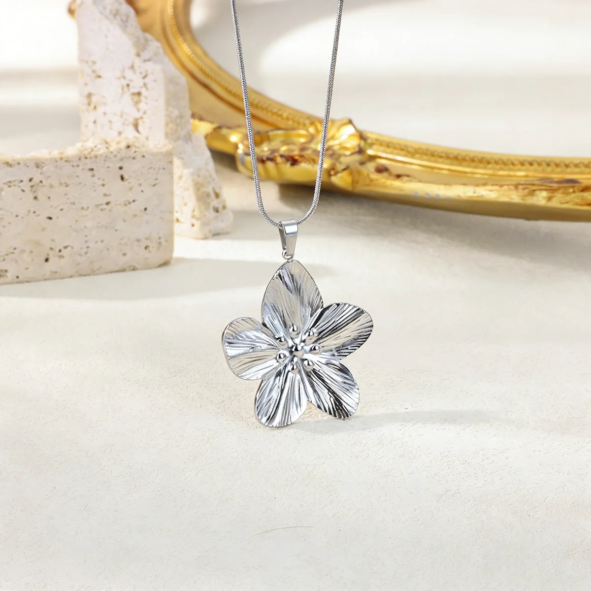 Stainless Steel Cross Star Moon Pendant Multilayer Chain Choker Necklace for Women Trendy Wedding Party Jewerly Accessories