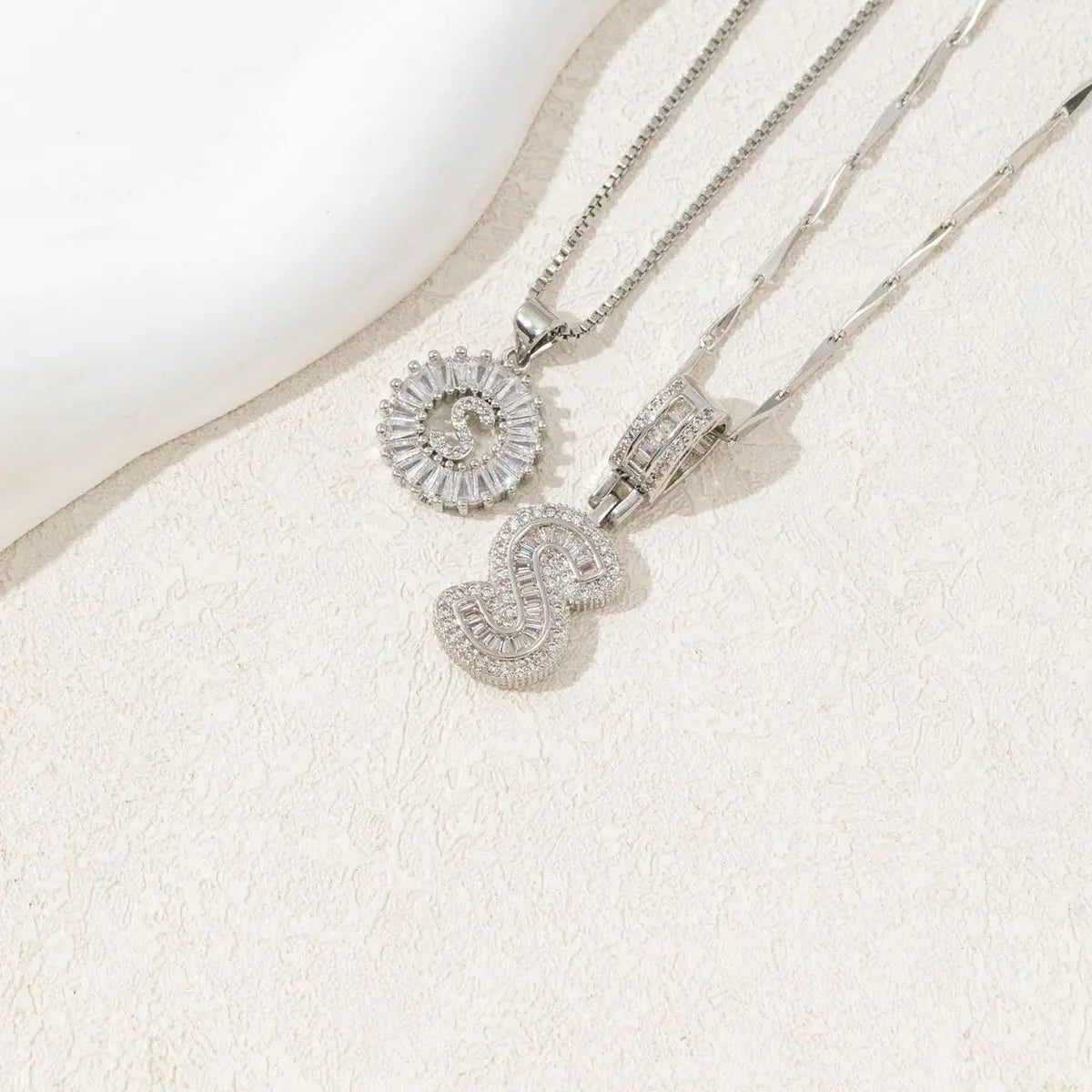 MINDEKA 2 Pack Initial Necklaces Letter Pendant Necklaces 14K Gold Plated Alphabet Necklaces with Adjustable 17''-19'' Chain for Women Mother’S Day Gift
