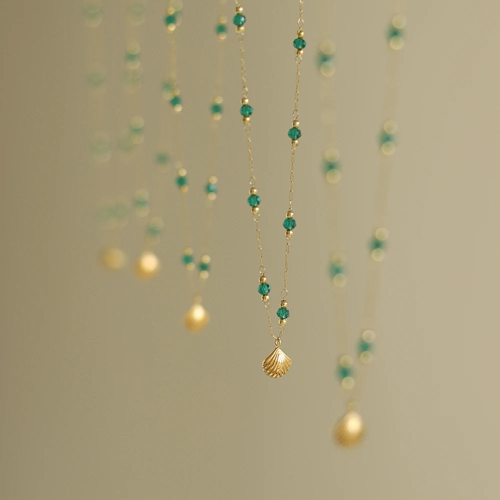 Stainless Steel Plated 18K Gold Handmade Chain Green Bead Shell Necklace Clavicle Chain for Women Classic Vintage Party Jewelry