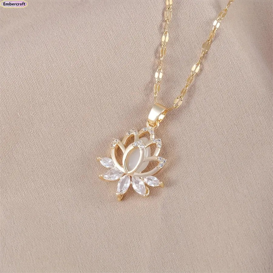 Women'S Gold Lotus Pendant Necklace, Cubic Zirconia Flower Charm Jewelry, Minimalist Dainty Accessories for Women, Spiritual Gift for Her, Daily Wear or Special Occasions, Gold Necklace Women,Summervibes